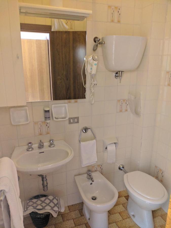 Hotel Luana Chianciano Terme Buitenkant foto